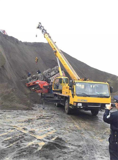 彬县上犹道路救援